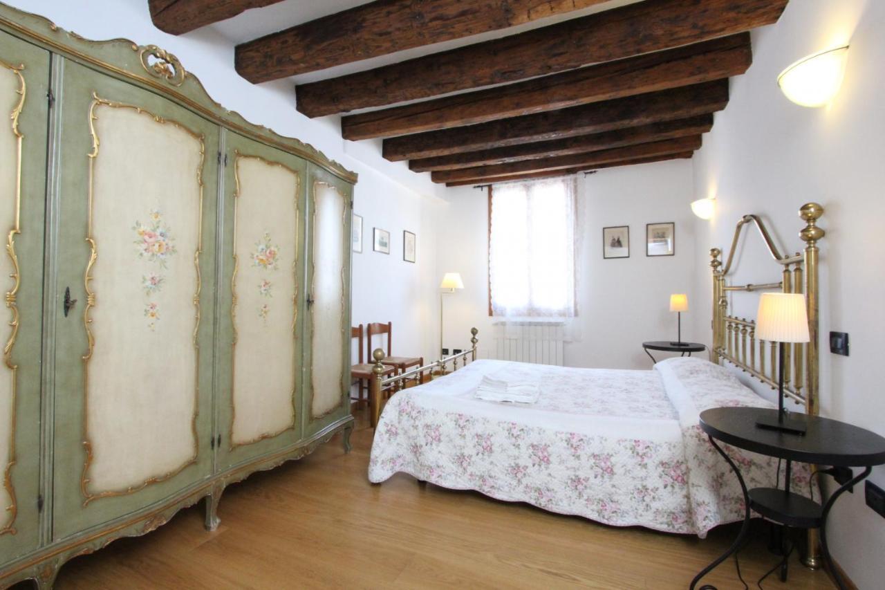 Residence Dei Mori Венеция Экстерьер фото