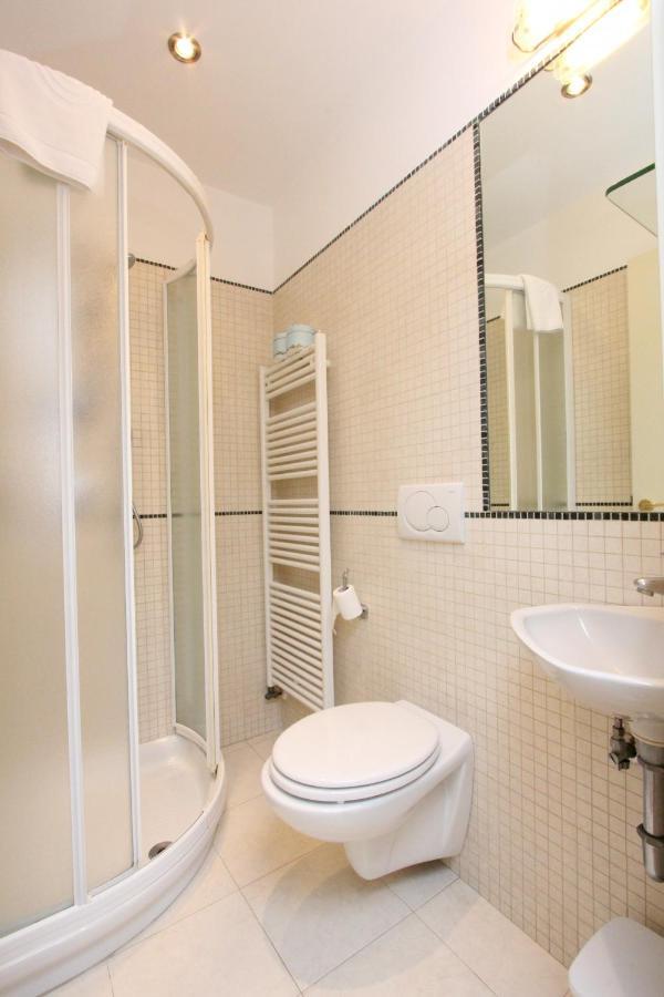 Residence Dei Mori Венеция Экстерьер фото